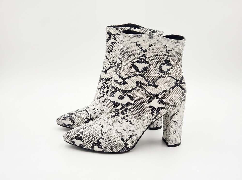 Wetkiss Faux Snakeskin Pointed Toe Block Heel Ankle Booties, Size 8.5